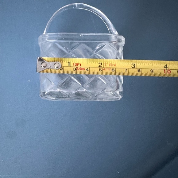 VINTAGE GLASS BASKET WEAVE BASKET WITH HANDLE - Picture 2 of 8